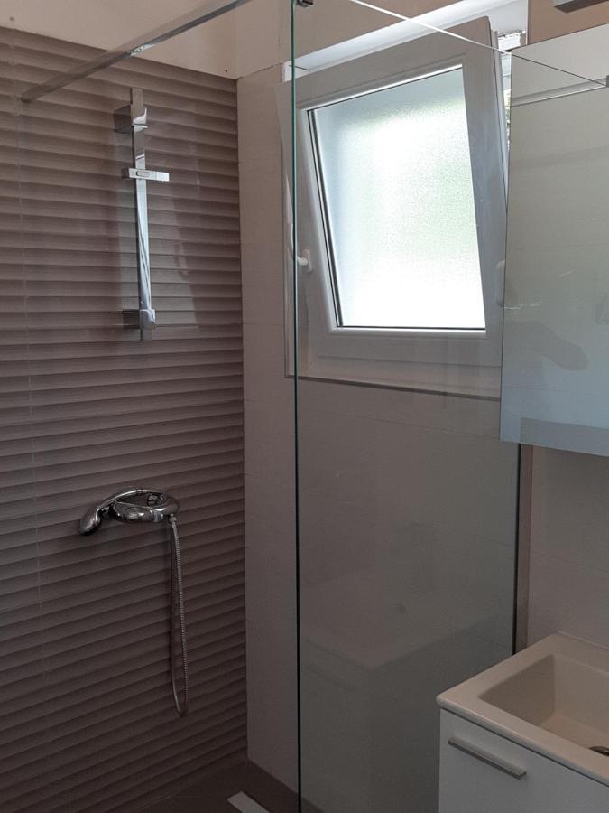 Apartment Crikvenica Car Bagian luar foto