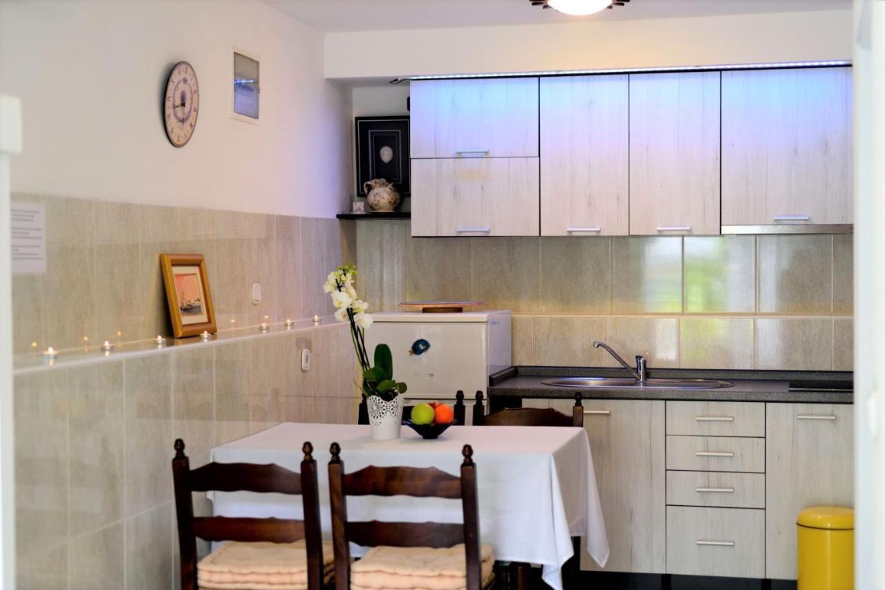 Apartment Crikvenica Car Bagian luar foto