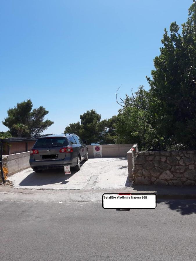 Apartment Crikvenica Car Bagian luar foto